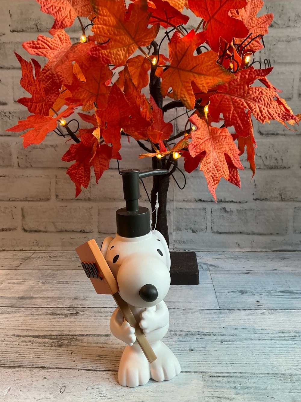 Peanuts Snoopy Soap/Lotion/Hand Sanitizer Resin Pump Dispenser, 10.23 Ounces,